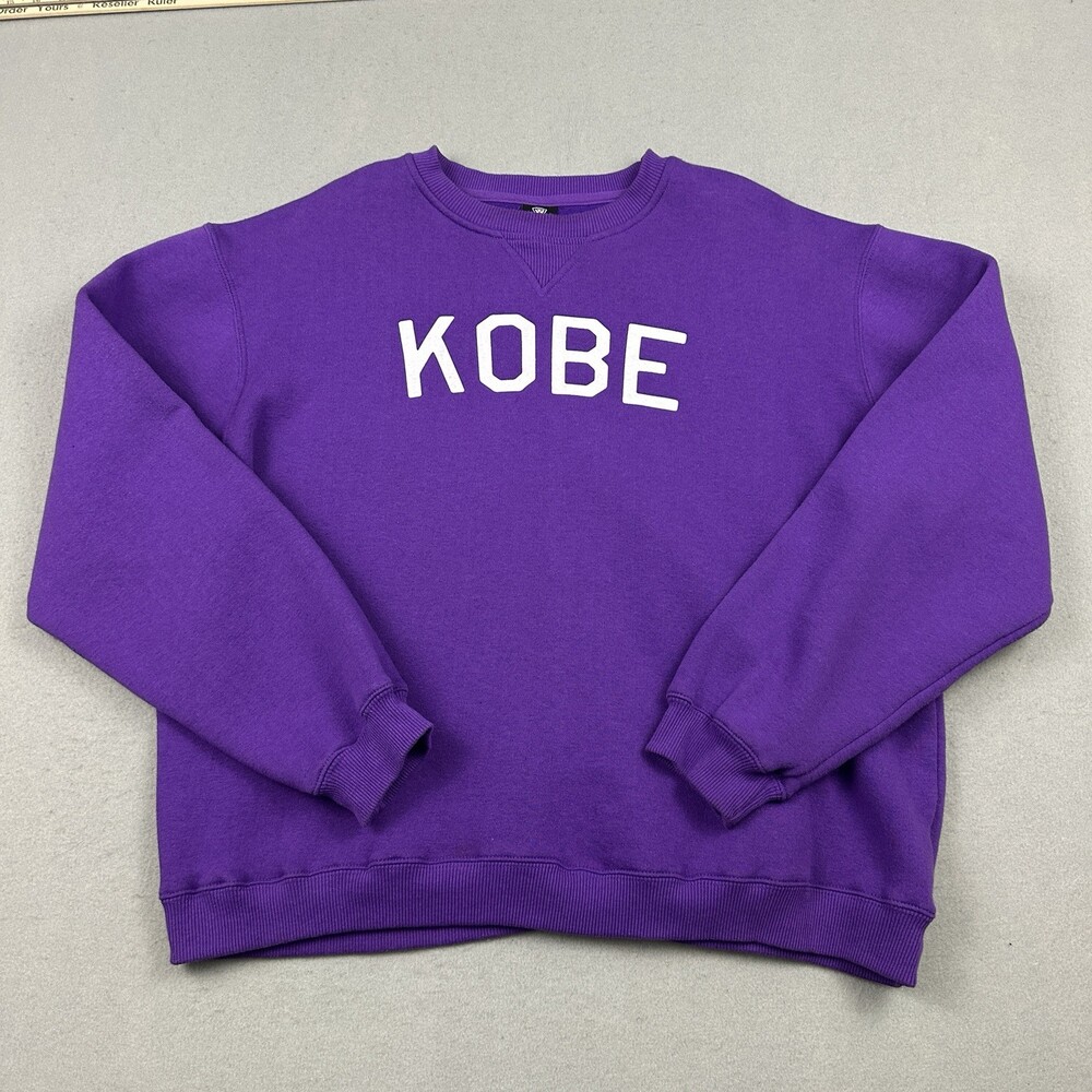 Kobe Bryant Sweatshirt Men XL Purple Top Of The World Pullover Crew Spell Out